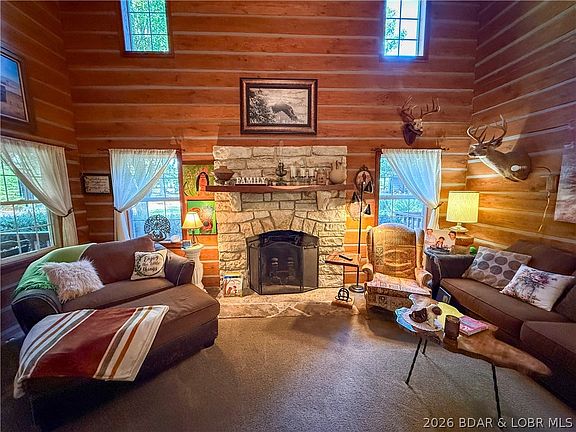 4th image of 10090 Barn Rd