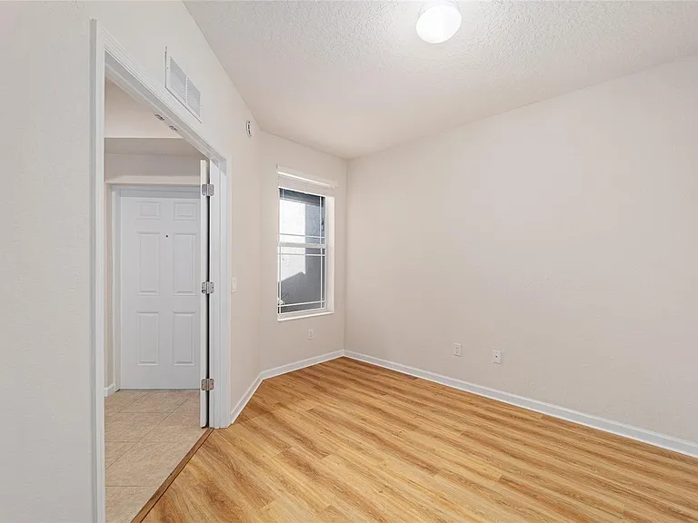 4570 SW 52nd Cir #107 — Photo 30