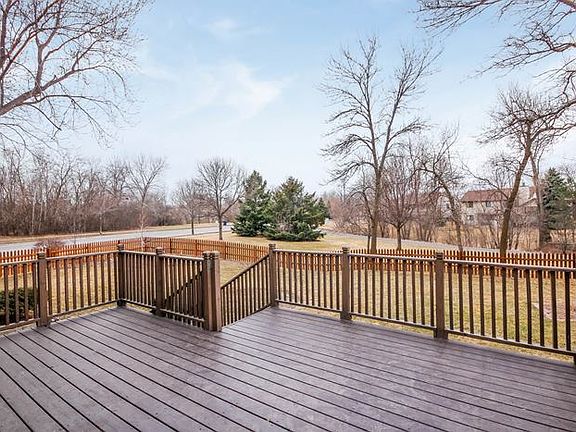 3rd image of 2124 Edinbrook Ct N