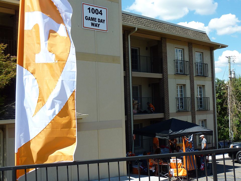 1004 Game Day Way APT 4, Knoxville, TN 37902 Zillow
