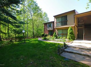 27 Western Reach, Red Bank, NJ 07701