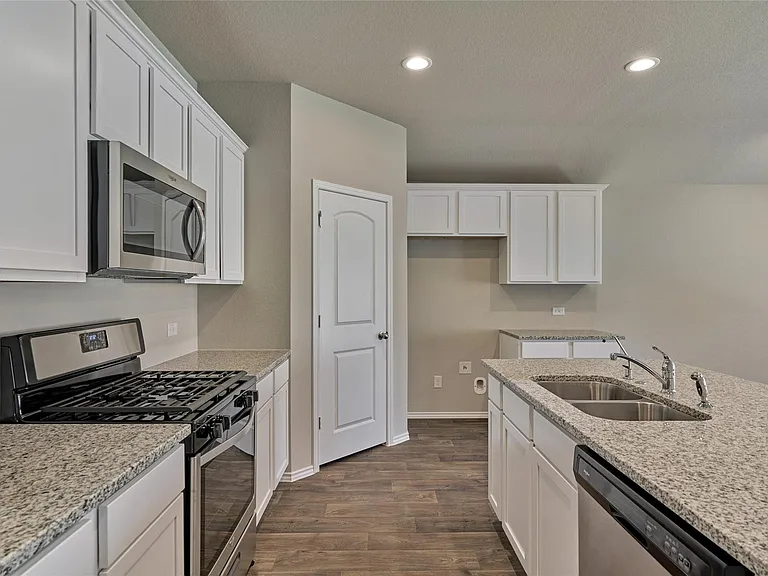 13868 Rock Island Trl — Photo 16