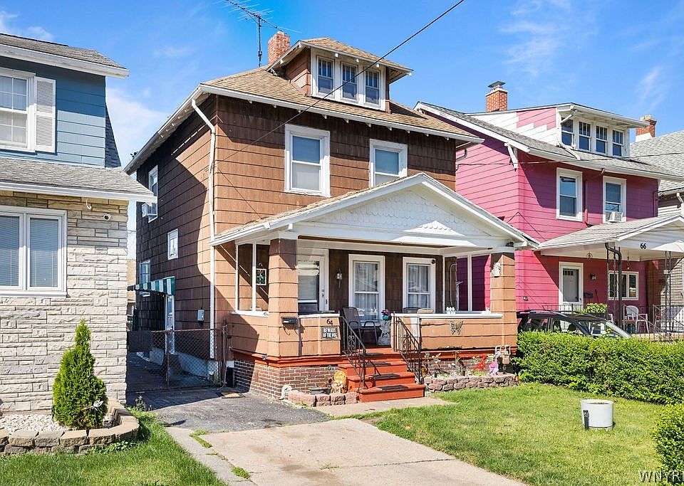 1st image of 64 Henrietta Ave