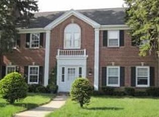 6006 W Wells St, Wauwatosa, WI 53213