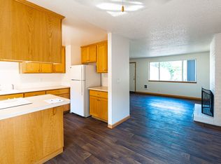 18700 SW Farmington Rd APT 11, Beaverton, OR 97007