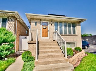 5730 S Central Ave, Chicago, IL 60638