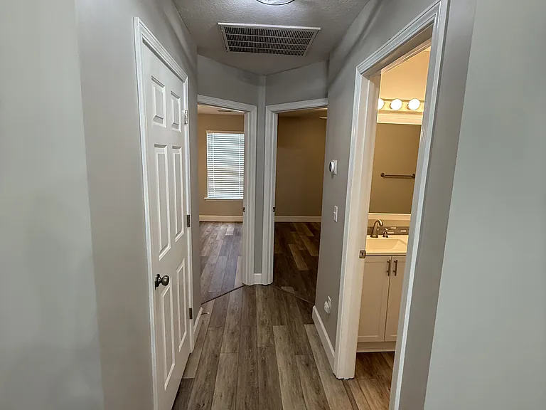 502 Pleasant Green Dr — Photo 25