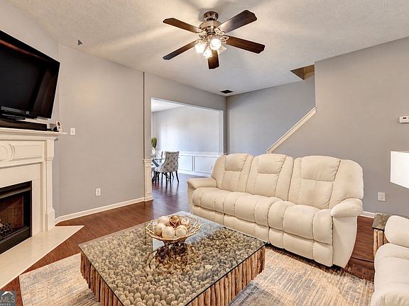 3rd image of 2432 Birkhall Way