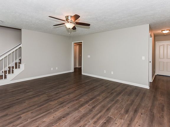 5th image of 2642 Weatherford St
