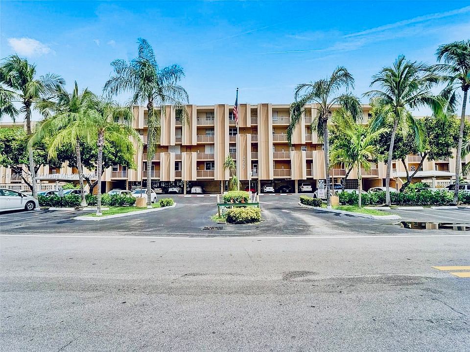 1st image of 1777 SE 15th St APT 106