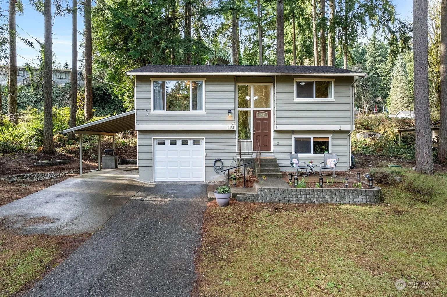 4151 Fir Drive NE photo 1
