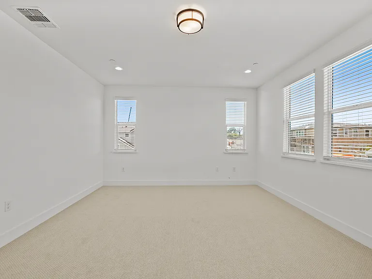 9560 Tenaya Peak Pl — Photo 20