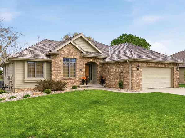 400 Forest Glen Dr, Council Bluffs, IA 51503