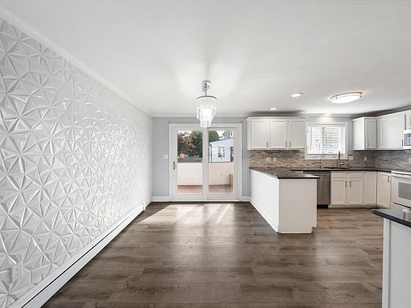 5th image of 22 Draper Rd #A