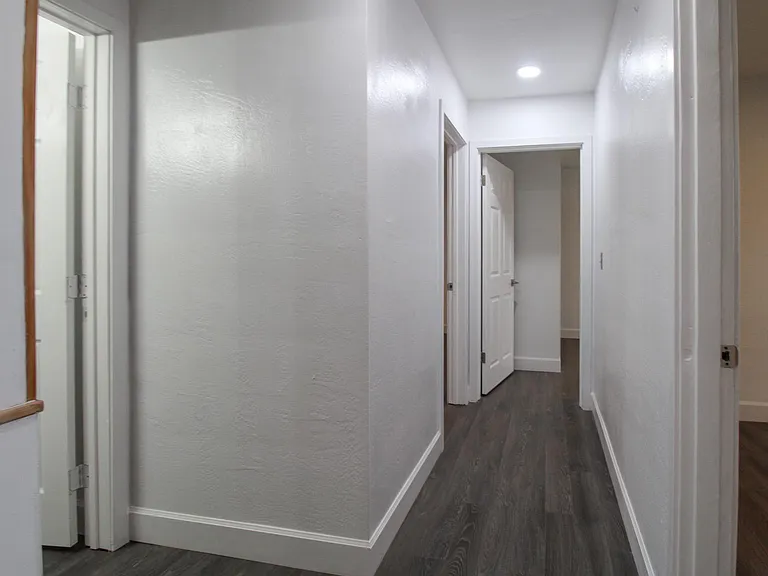 1170 Clearview Ave NE — Photo 13