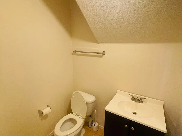 Unit Photo