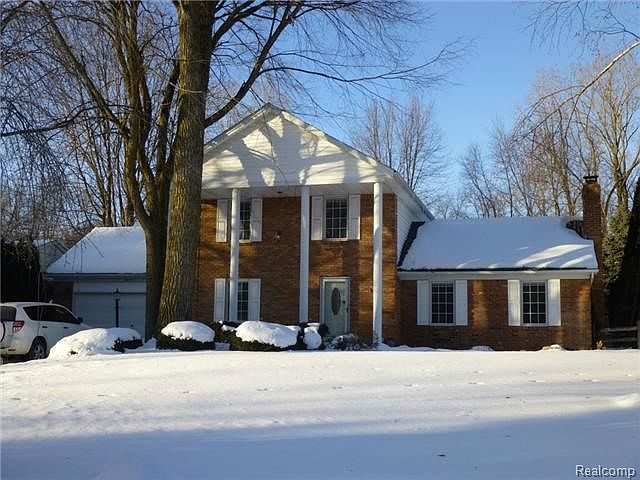 1st image of 8855 Mary Ann Ave