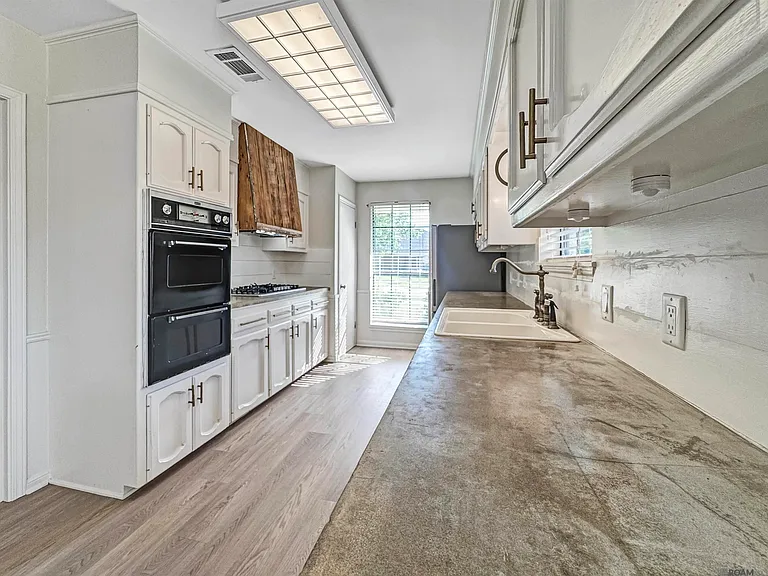 4941 Pine Hill Dr — Photo 9