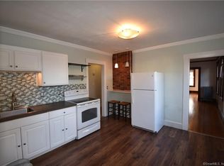 73 Center St APT C, Windsor Locks, CT 06096