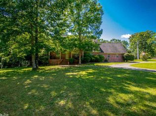 1225 Whiteway Dr, Benton, AR 72019