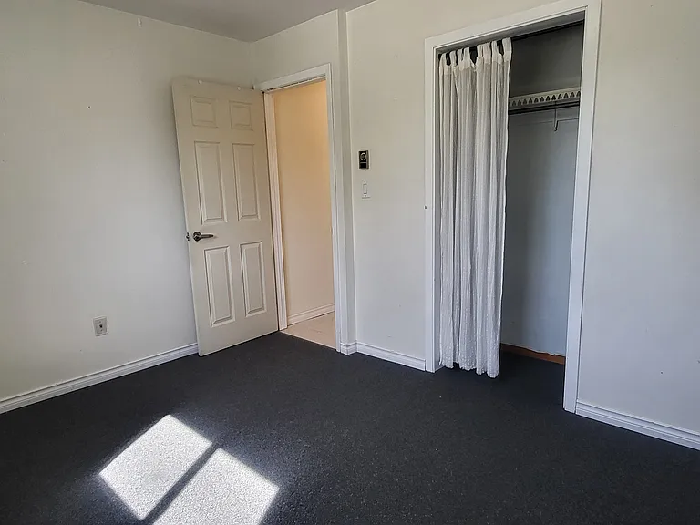 265 Macdonnell St #3 — Photo 8