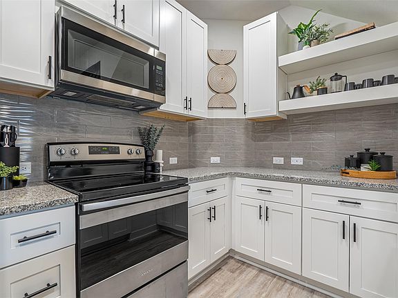 5th image of 21202 Boggy Ford Rd #6