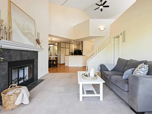 7224 Camino Degrazia Unit 263, San Diego, CA 92111