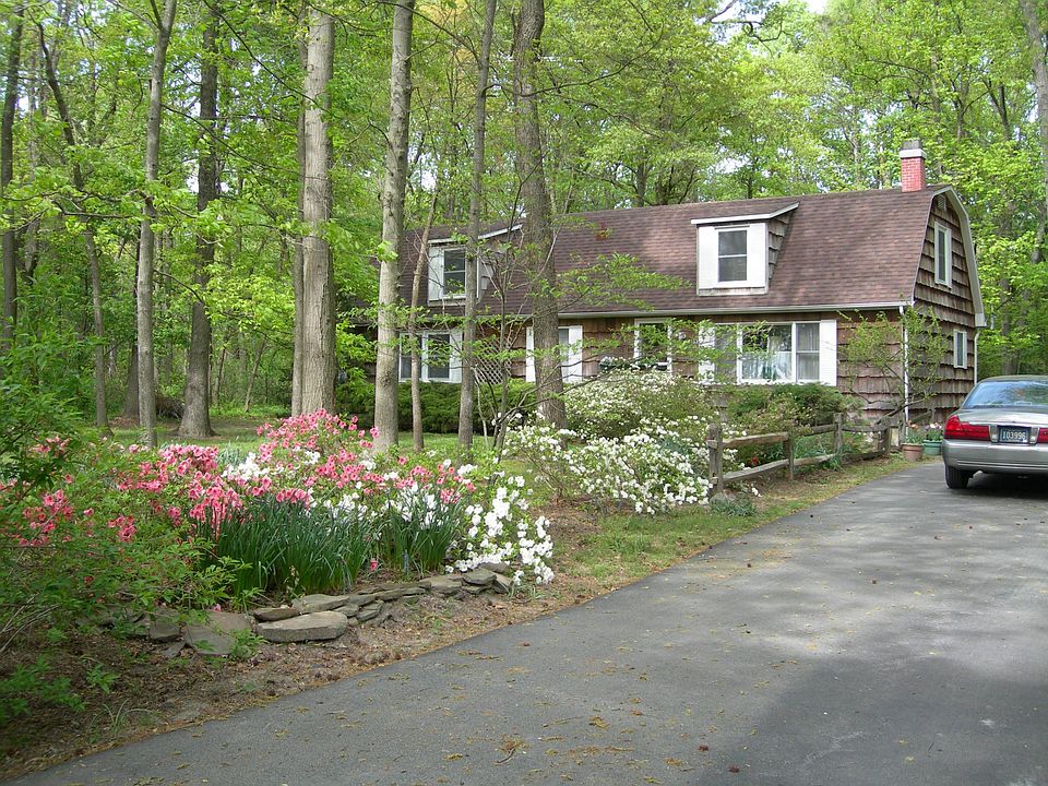1st image of 6133 Newton Way