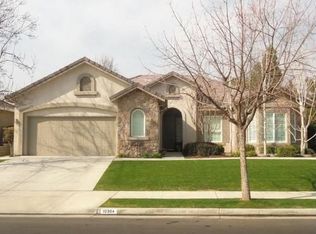 10304 Dutch Iris Dr, Bakersfield, CA