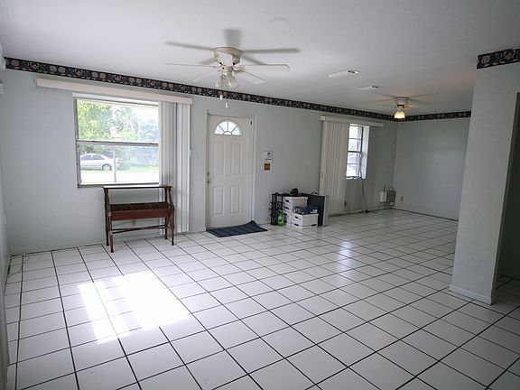 5th image of 4114 Selberg Ln