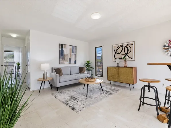 87-119 Helelua St APT F204, Waianae, HI 96792