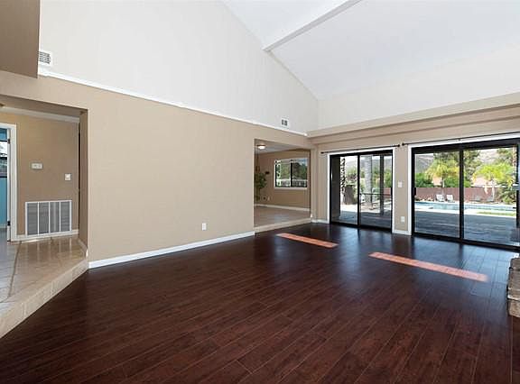 4th image of 23815 Oak Meadow Dr