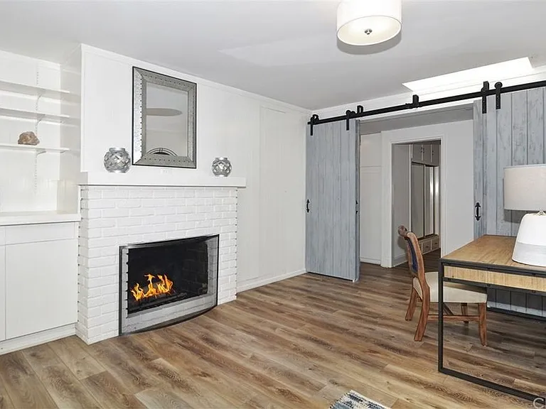 35325 Beach Rd — Photo 25