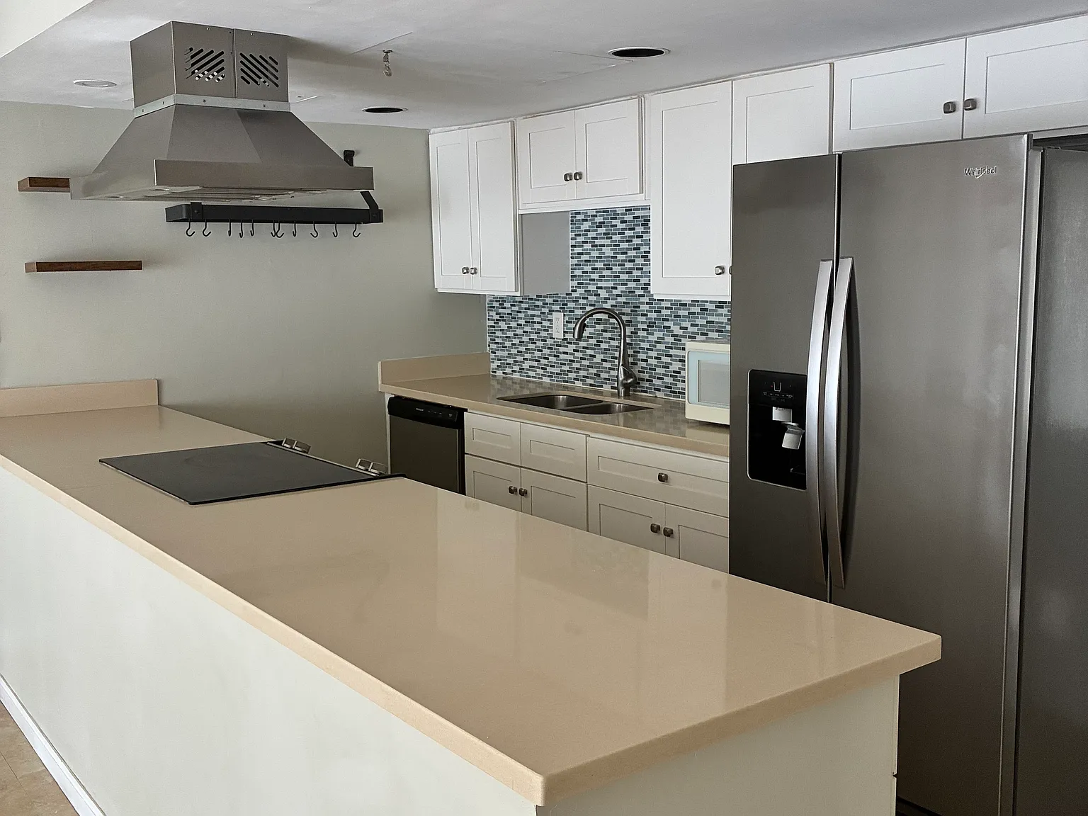 3 bed, 1400 sqft, $2,900 — Photo 4