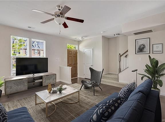 5th image of 11307 Sadler Walk Ln