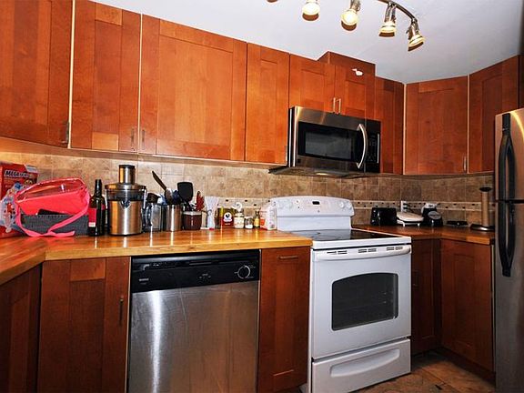 2nd image of 30 Brainerd Rd #2A