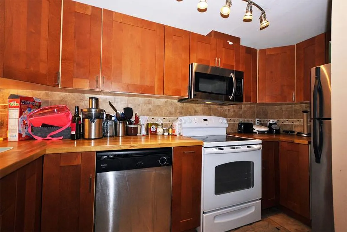 Building Photo - 30 Brainerd Rd #A2