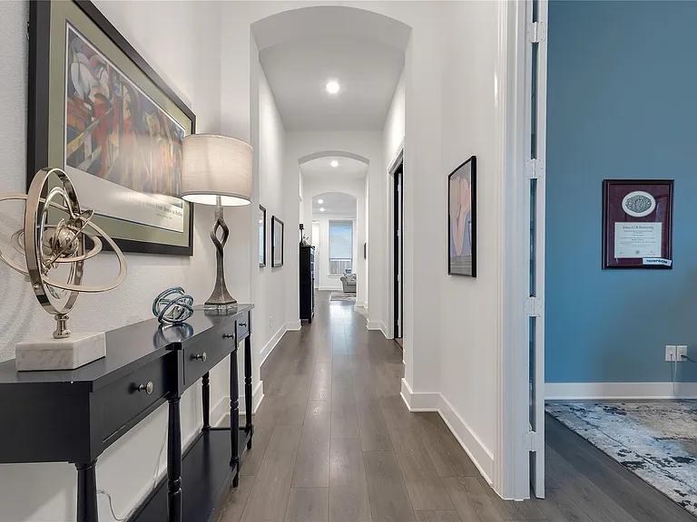 610 Lavender Dr — Photo 8
