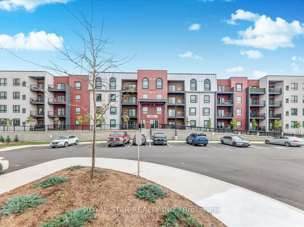 1 Chef Ln #211, Barrie, ON L9J 0T1