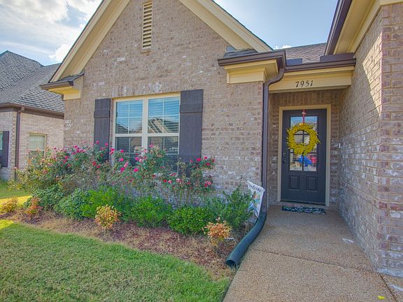 5th image of 7951 Ironwood Drive