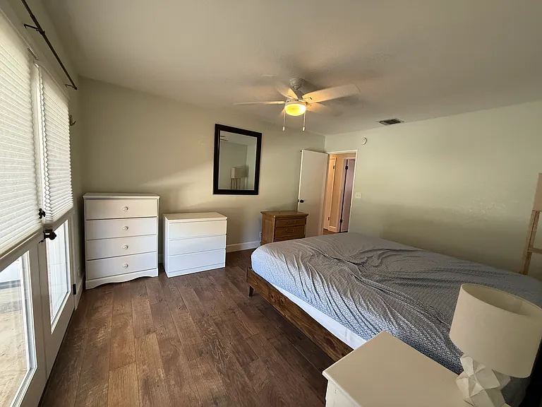 1118 Amie Ct — Photo 12