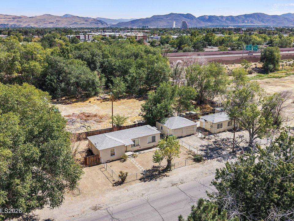 1st image of 2060 Clear Acre Ln