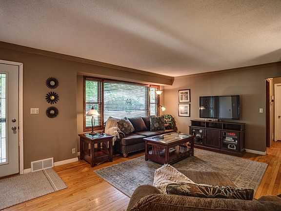 5th image of 14909 Gleason Lake Dr