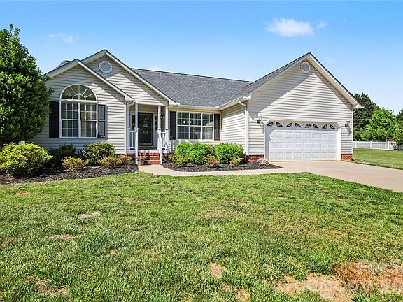 2nd image of 309 Foxcress Dr