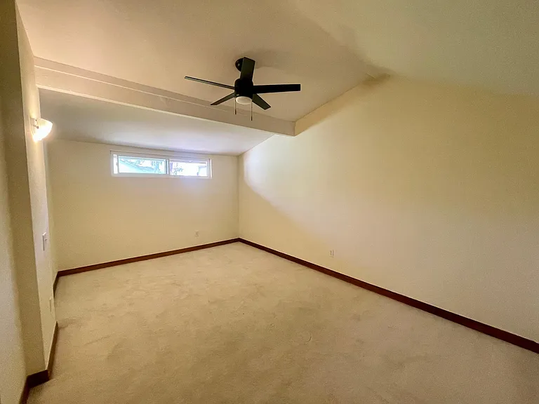 5470 Baltimore Dr #11 — Photo 15