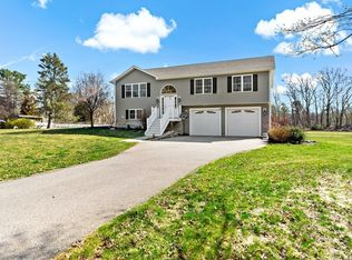 165 Hornbine Rd, Rehoboth, MA 02769