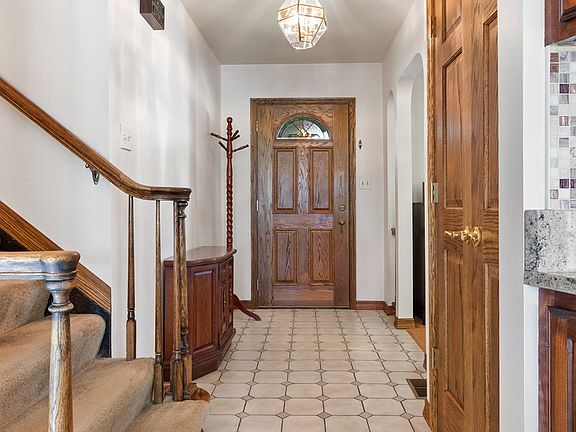 3rd image of 241 Herbert St
