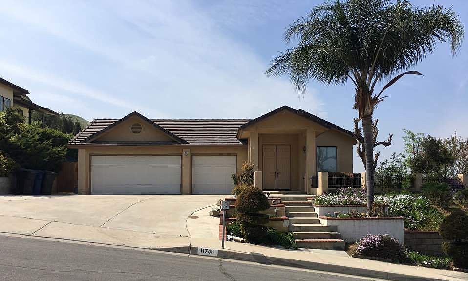 1st image of 11748 Almond Ct