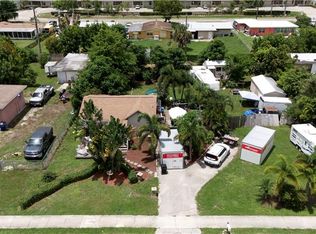 2105 Carrell Rd, Fort Myers, FL 33901