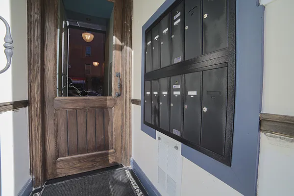 Rented by Prime Square Realty | media 29